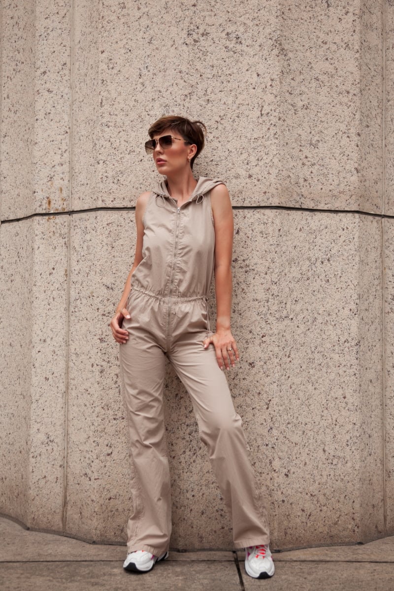 Shanghai downtown minimalistic photography of a beautiful woman AlCl01
