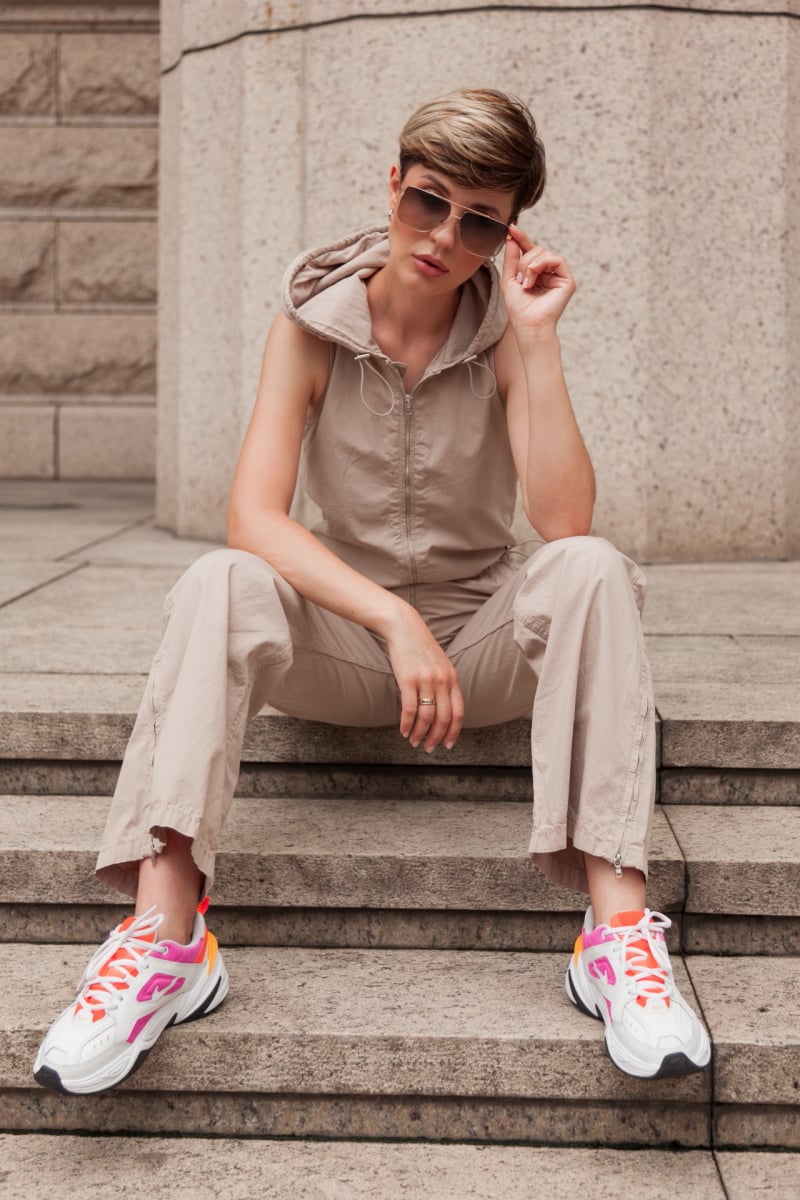 Shanghai downtown minimalistic photography of a beautiful woman AlCl15