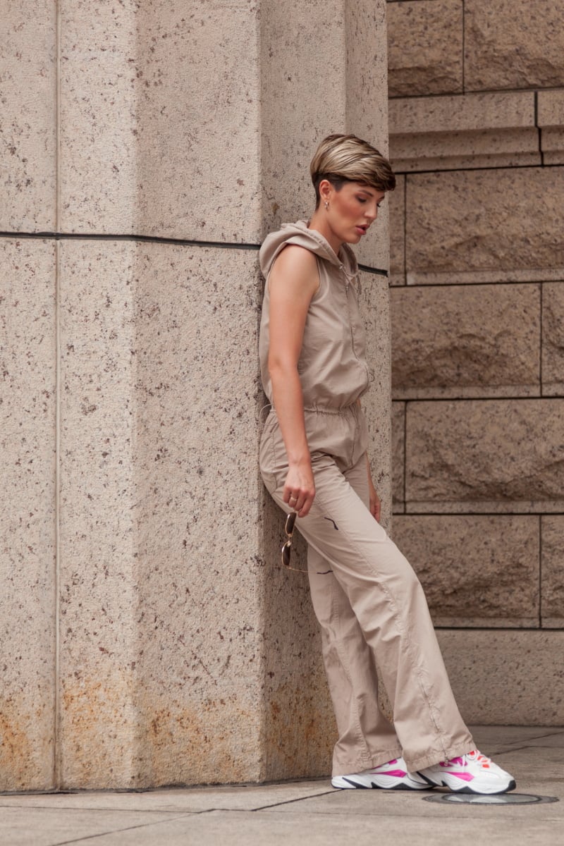 Shanghai downtown minimalistic photography of a beautiful woman AlCl17