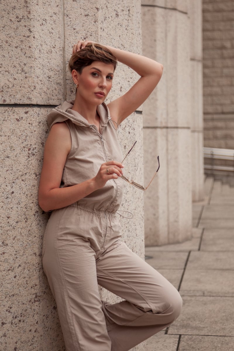 Shanghai downtown minimalistic photography of a beautiful woman AlCl27