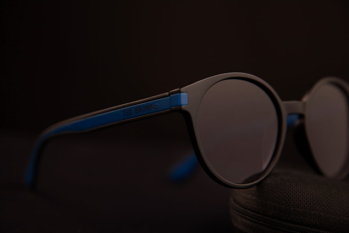Sunglasses сommercial marketplace product photography PF15
